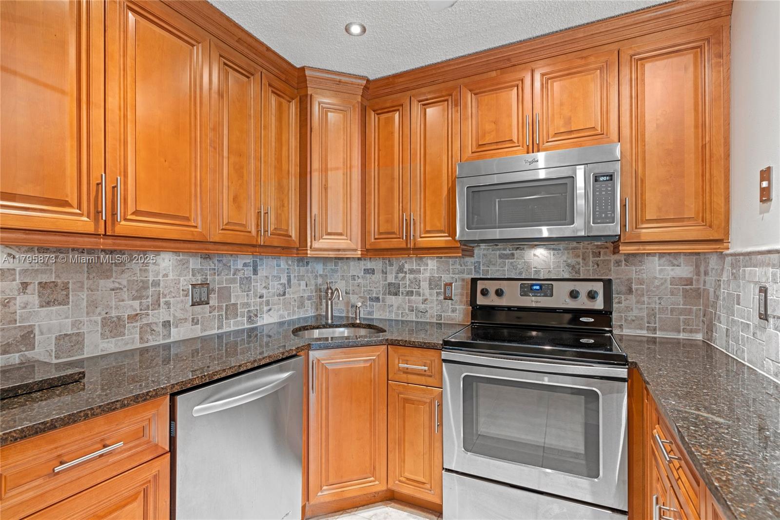 322 Pine Ridge Cir #A-2, Green Acres, Florida image 11