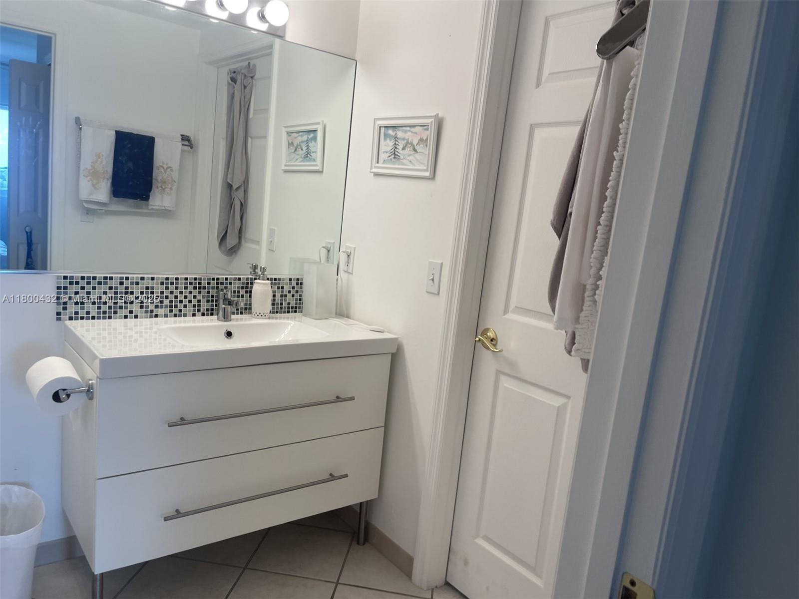 Property photo # 6