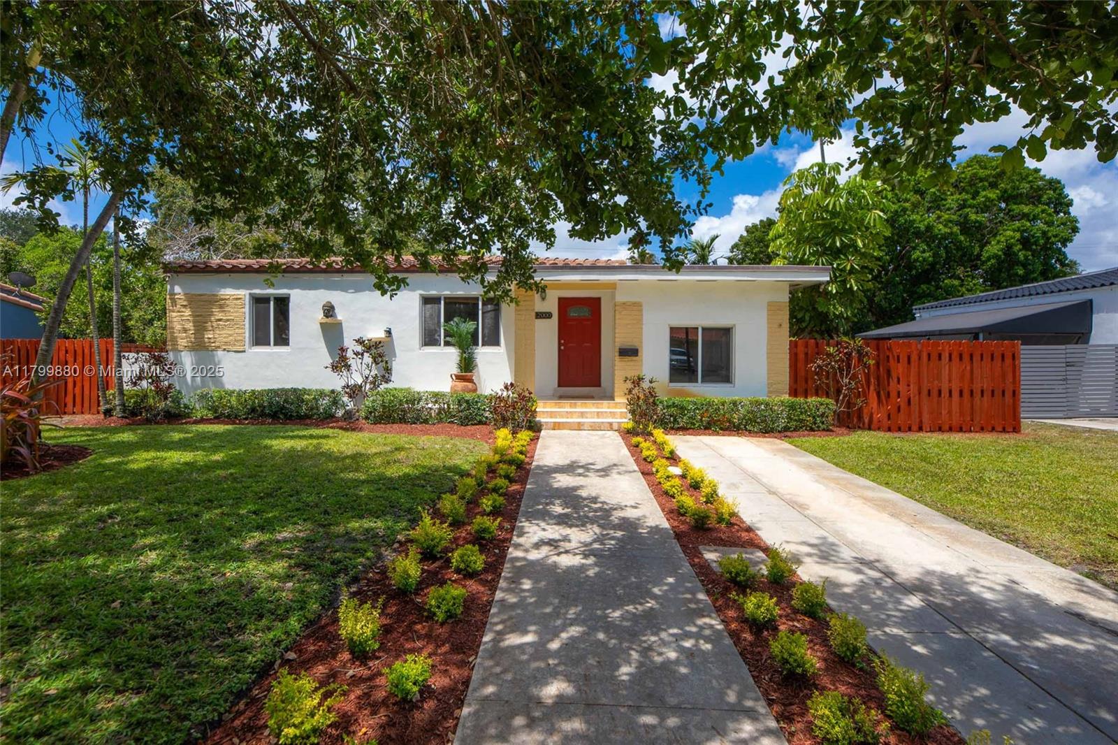 12000 NE 11th Ct, Biscayne Park, Florida image 3