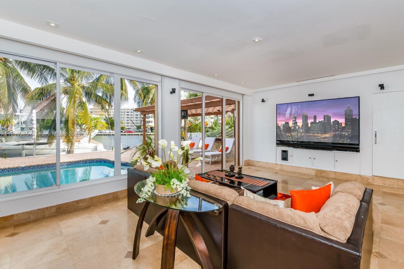 418 Tammarind Dr, Hallandale Beach, Florida image 20