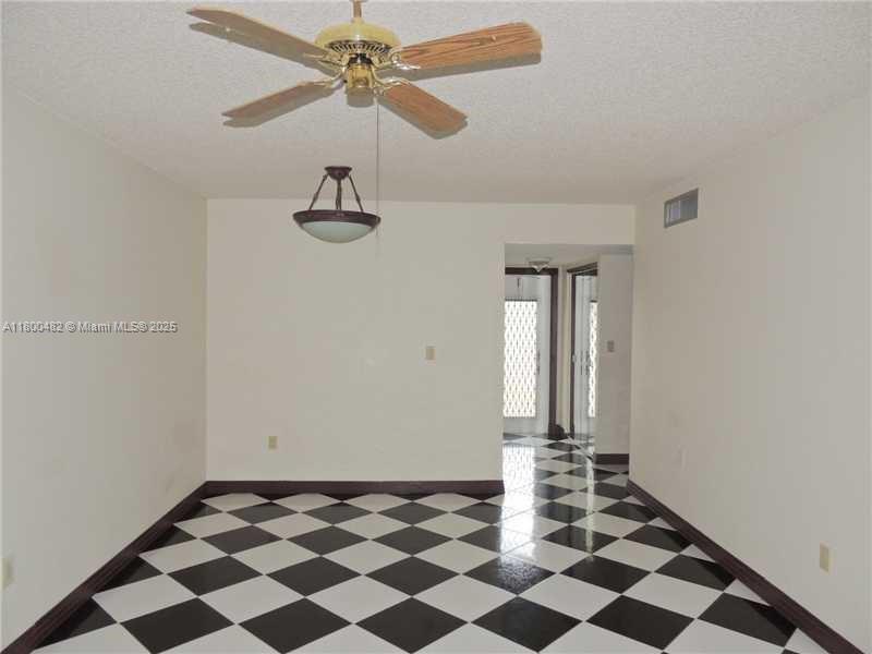 8595 Sunrise Lakes Blvd #307, Sunrise, Florida image 1