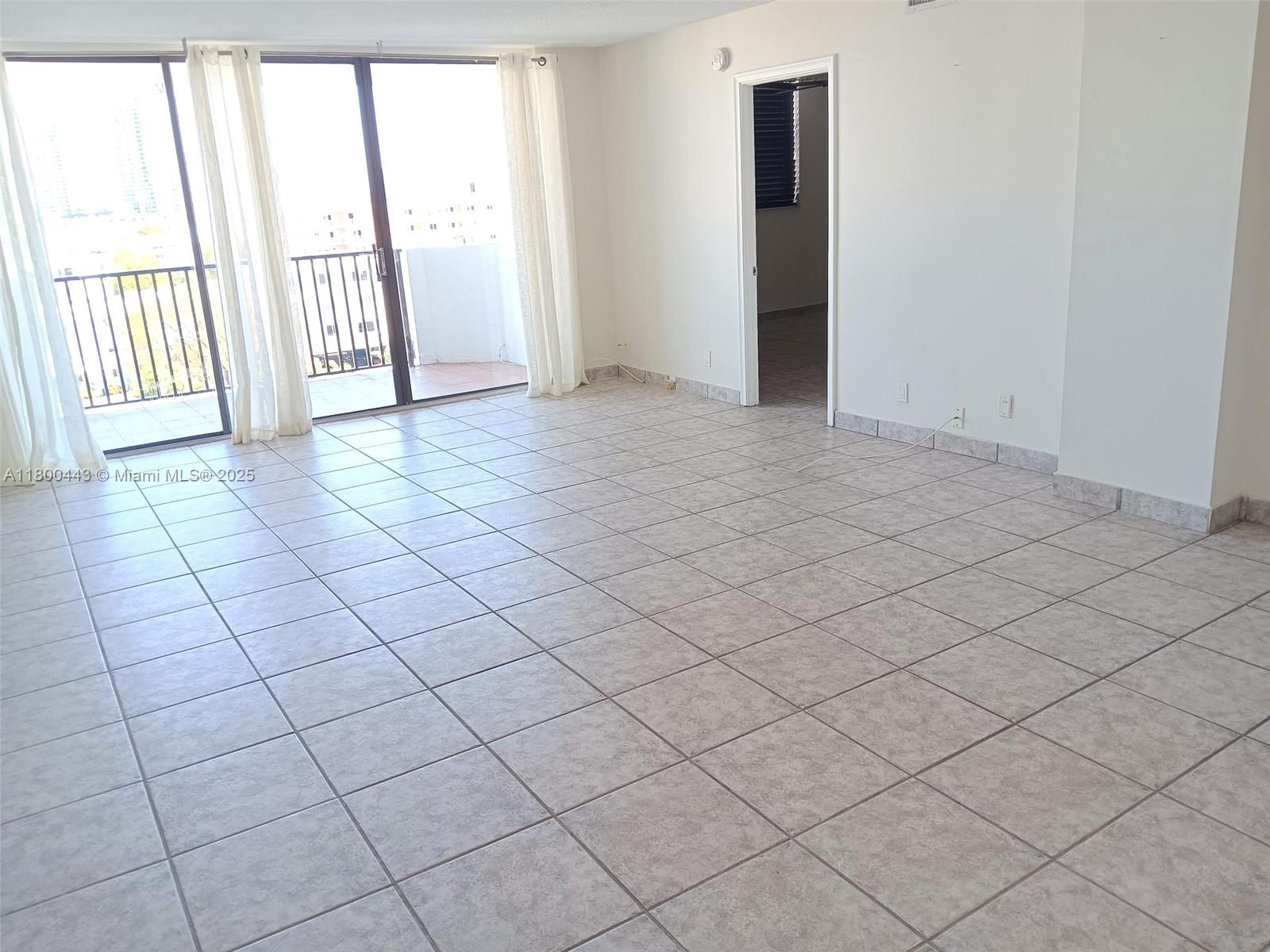 3703 NE 166th St #704, North Miami Beach, Florida image 7