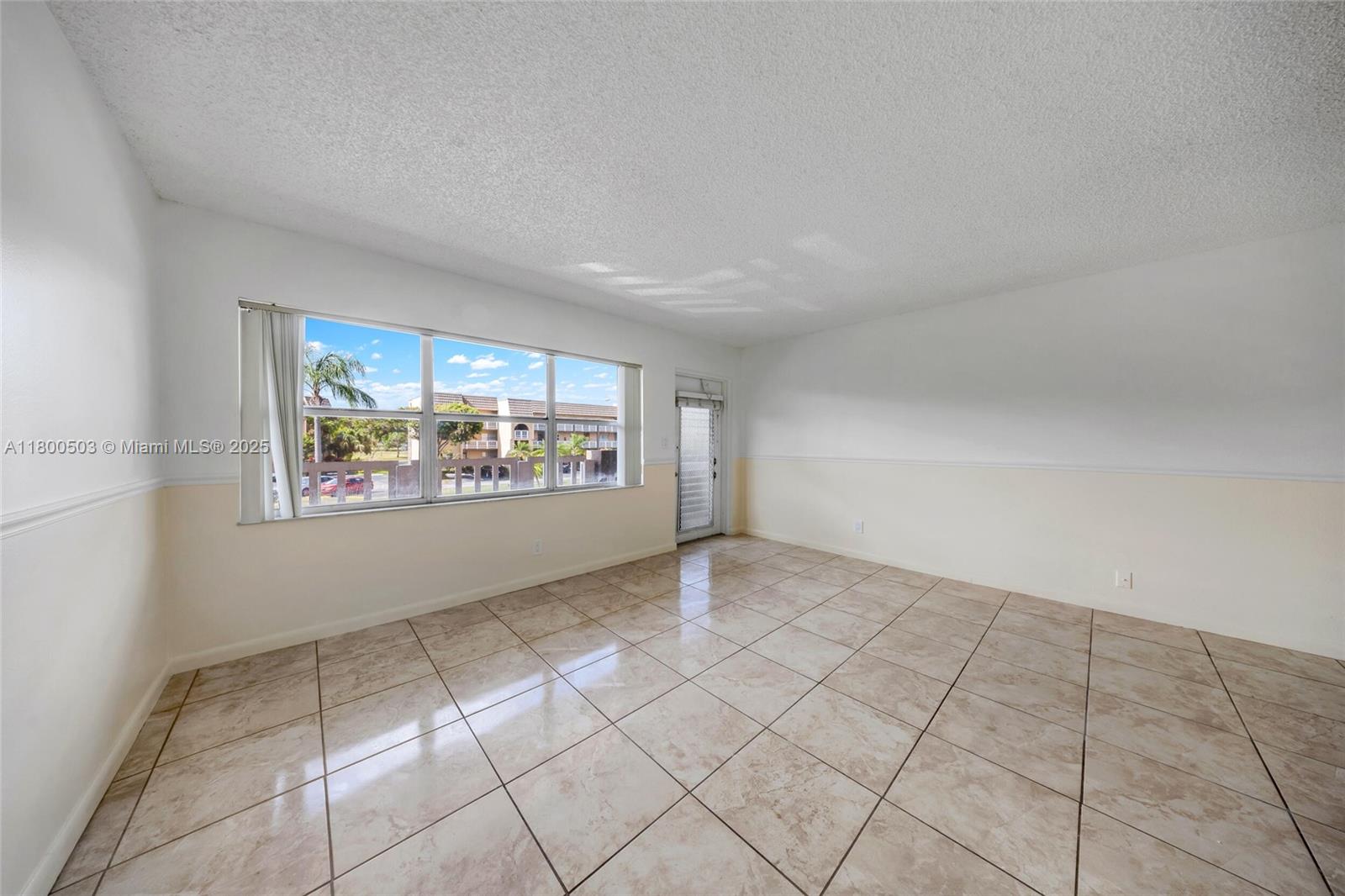 9101 Sunrise Lakes Blvd #216, Sunrise, Florida image 12