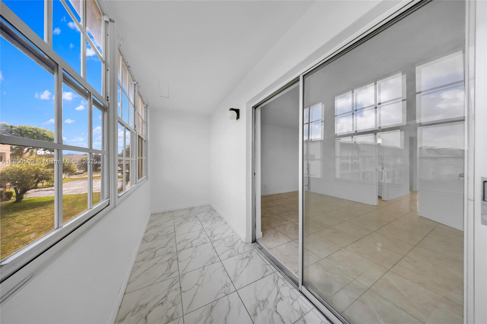 9101 Sunrise Lakes Blvd #216, Sunrise, Florida image 19