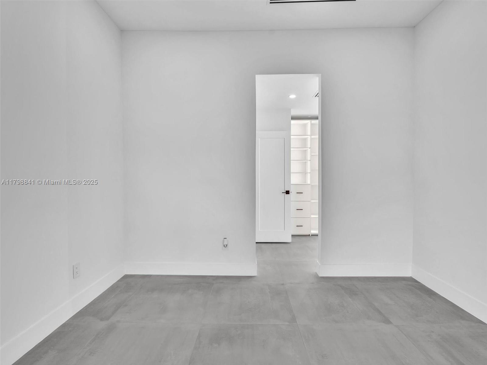 Listing Photo 44