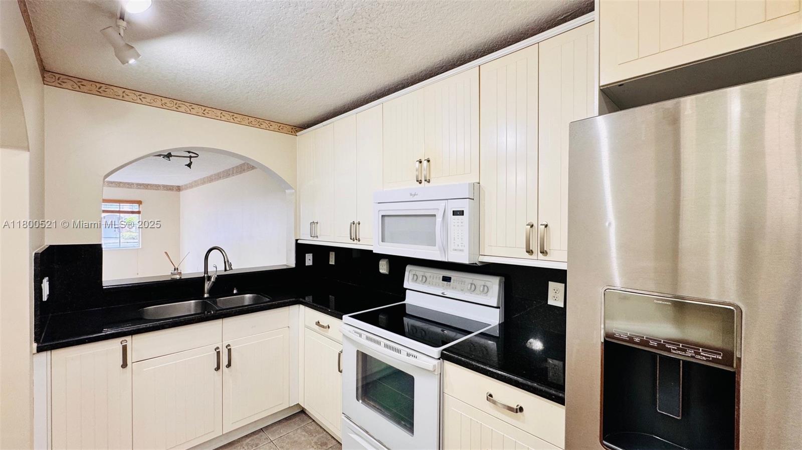 Property photo # 6