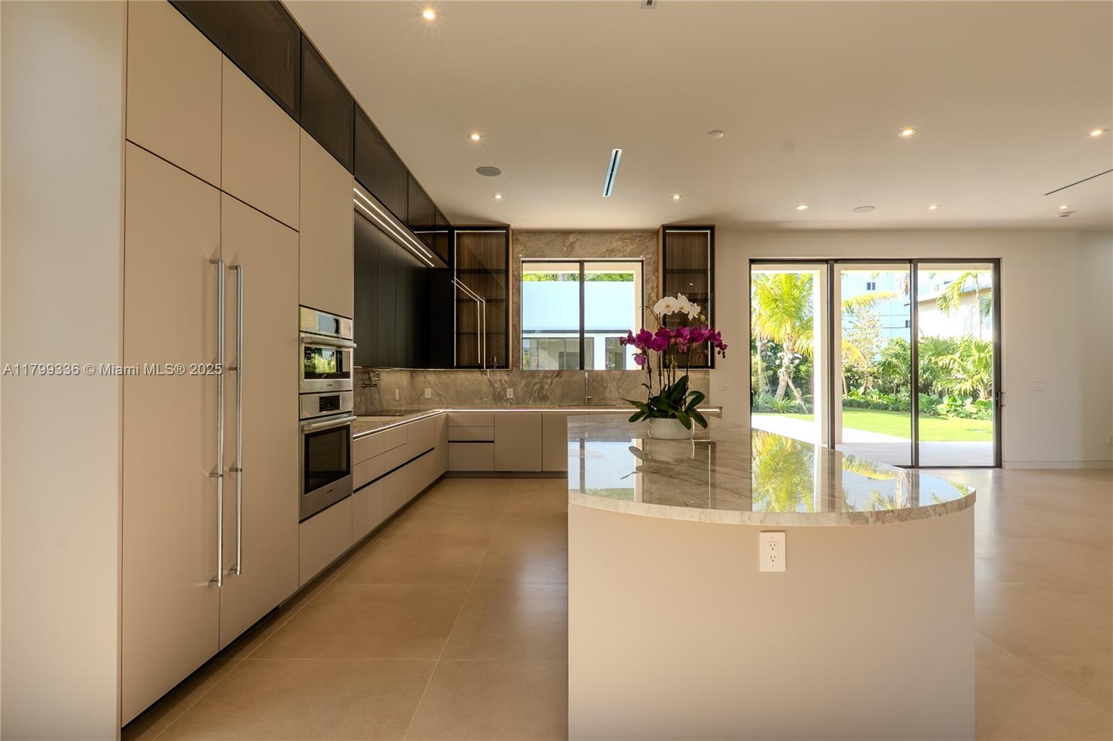 4231 SW 10th St, Miami, Florida image 9