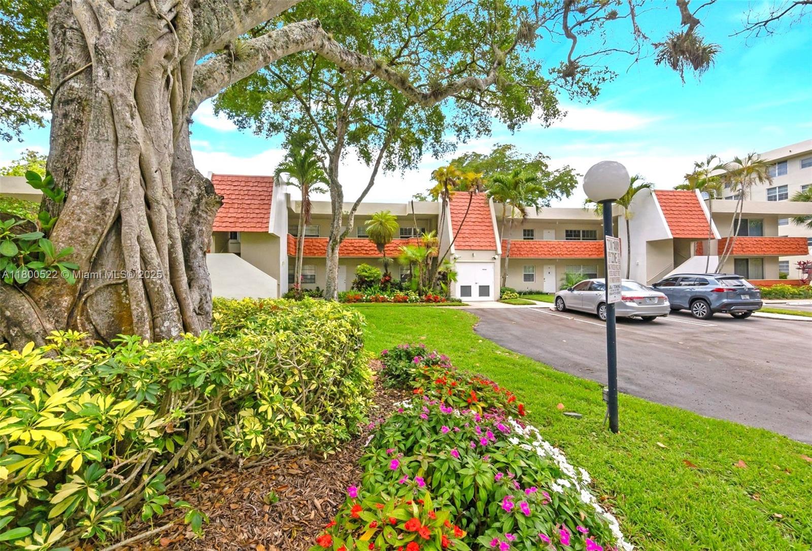 823 Cypress Blvd #204, Pompano Beach, Florida image 1
