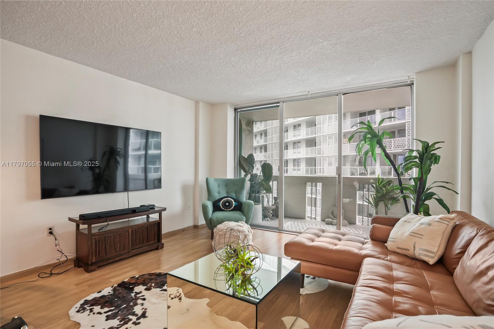 Property photo # 2