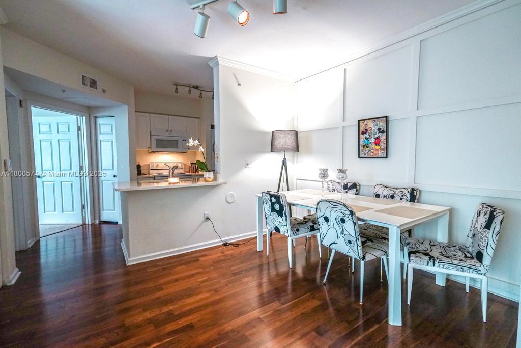 Property photo # 6
