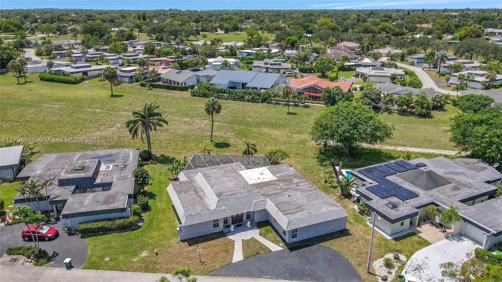 5509 Mulberry Dr, Tamarac, Florida image 36