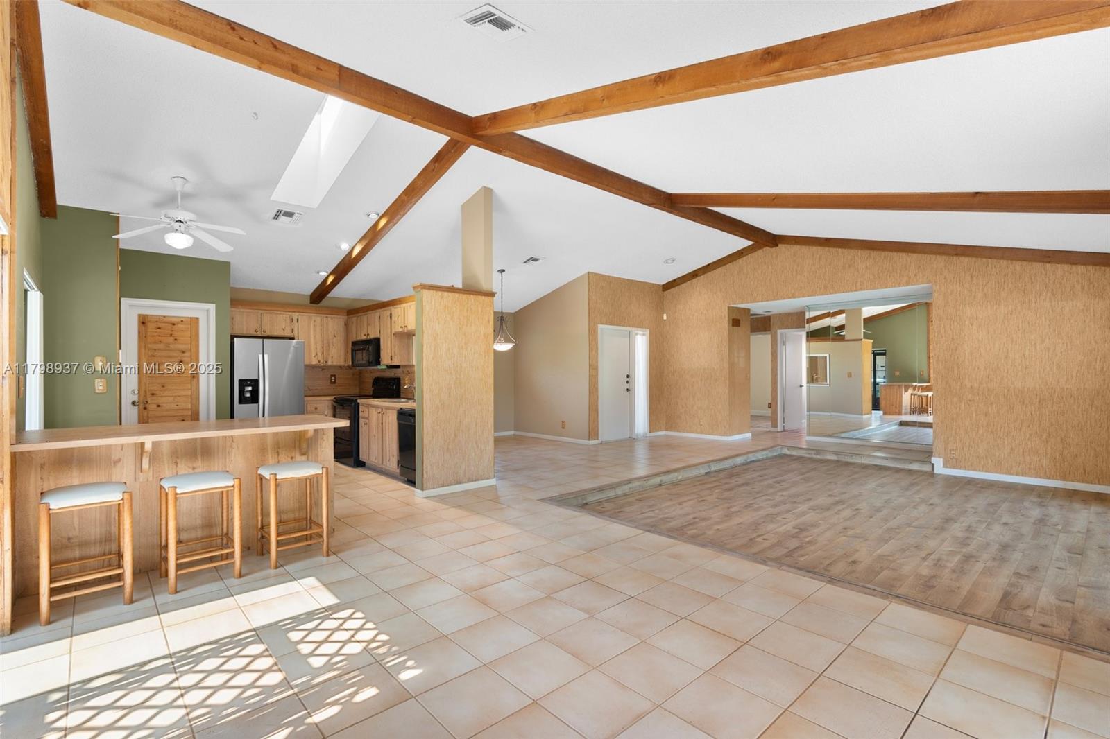 8400 NW 52nd St, Lauderhill, Florida image 14