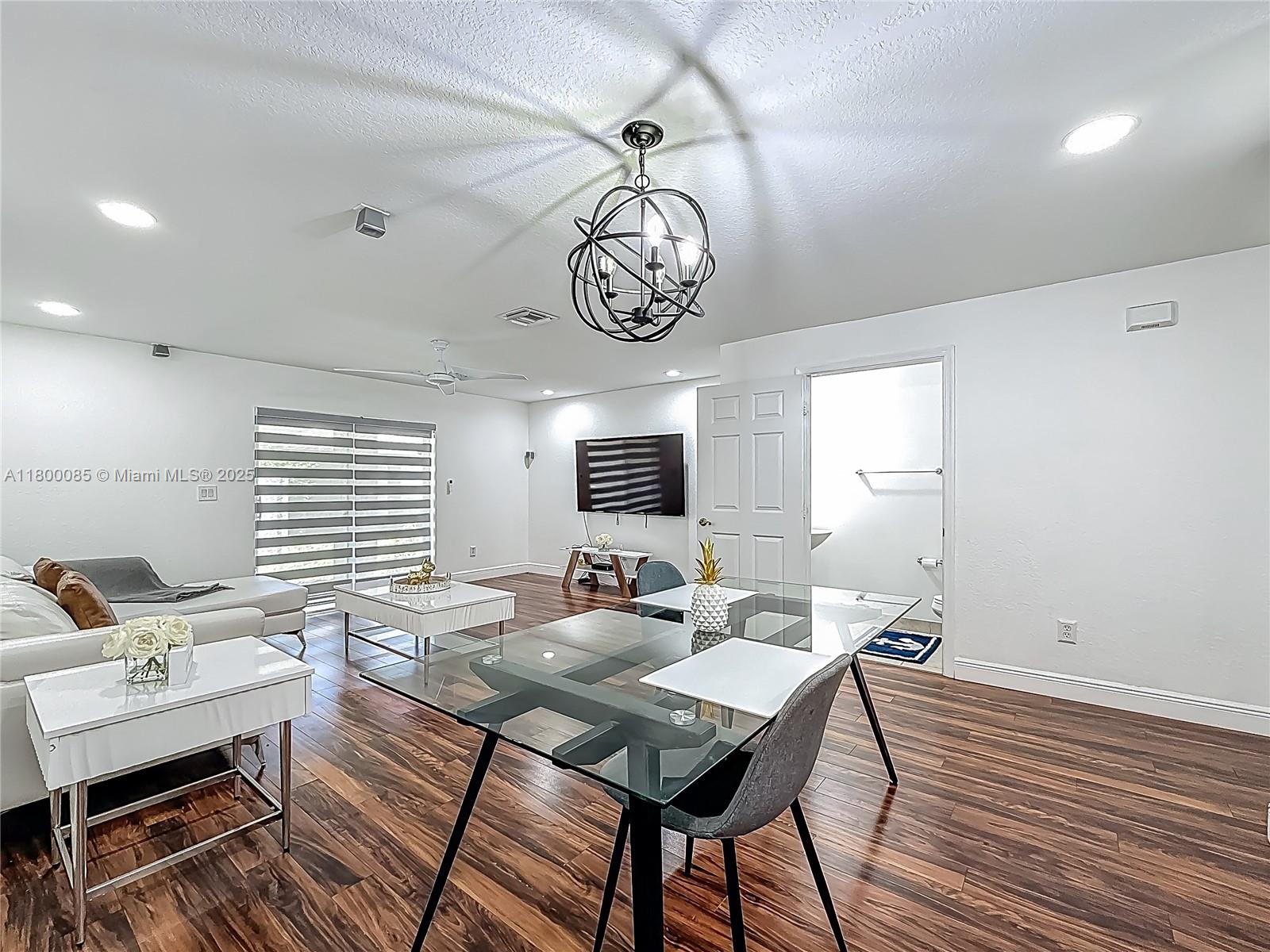 5928 Glasgow Way, Tamarac, Florida image 15