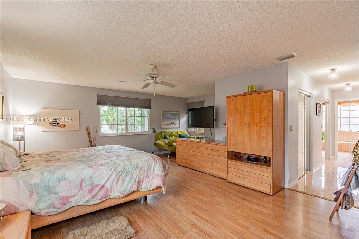 13392 NW 7th St, Plantation, Florida image 16