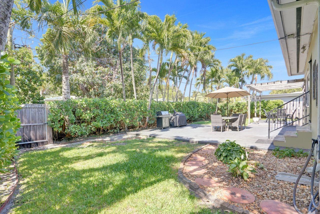 825 NE 98th St, Miami Shores, Florida image 25