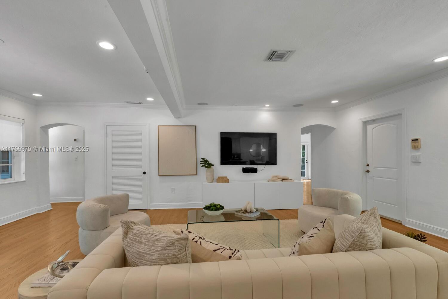 743 Santander Ave, Coral Gables, Florida image 29