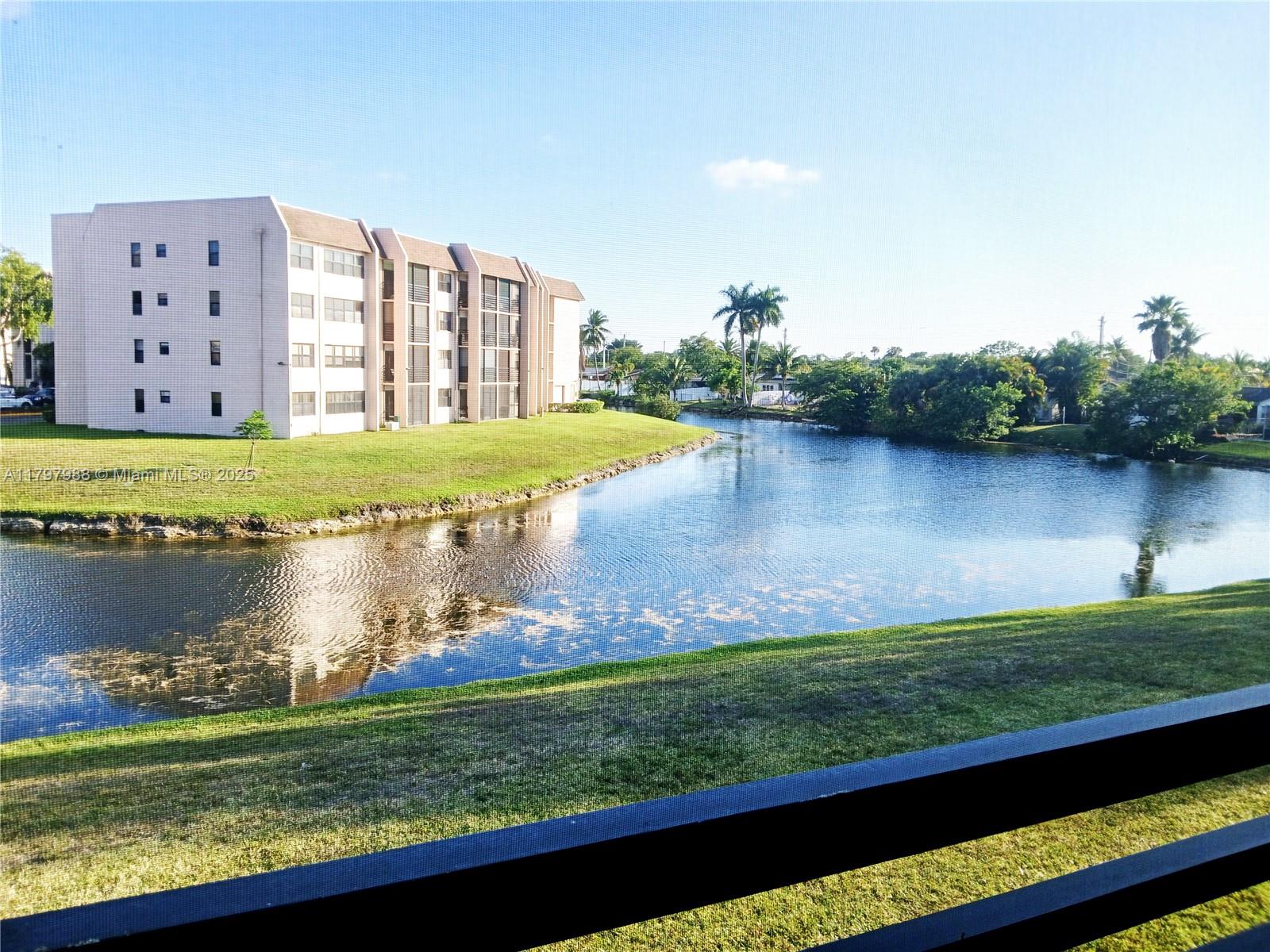 10442 Sunrise Lakes Blvd #203, Sunrise, Florida image 1