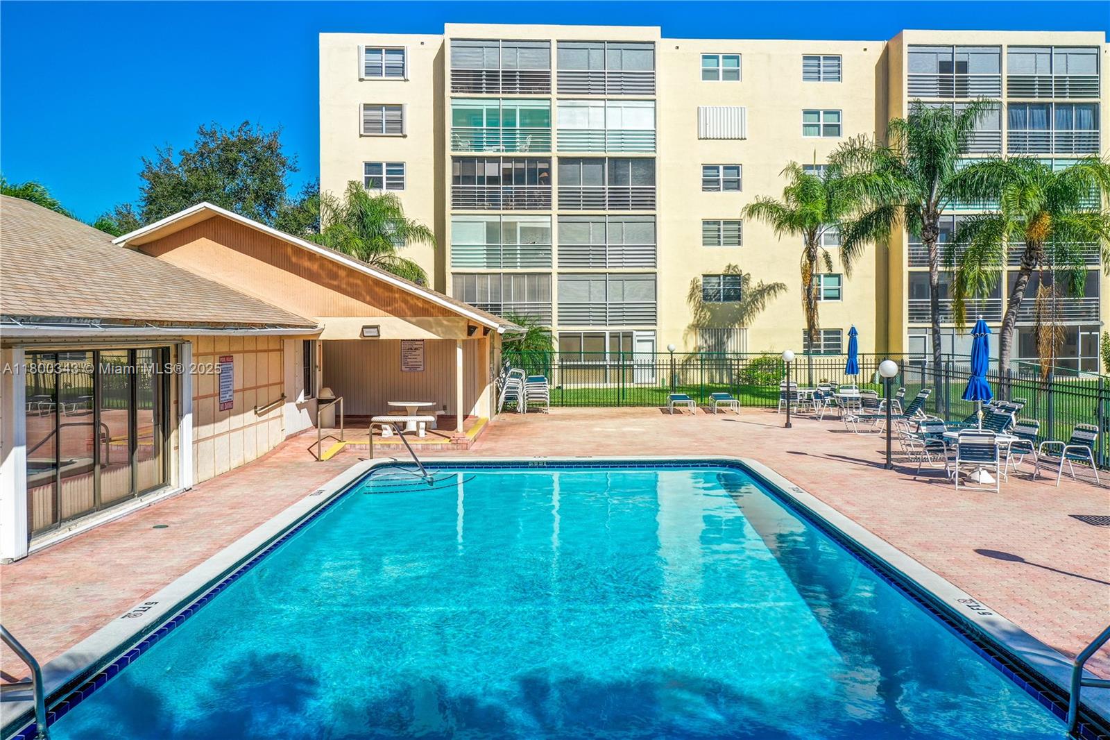 431 SE 3rd St #201, Dania Beach, Florida image 42