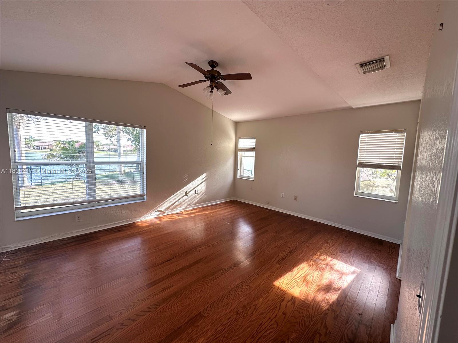 Property photo # 2