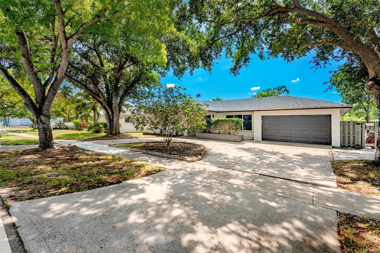 5711 SW 118th Ave, Cooper City, Florida image 1