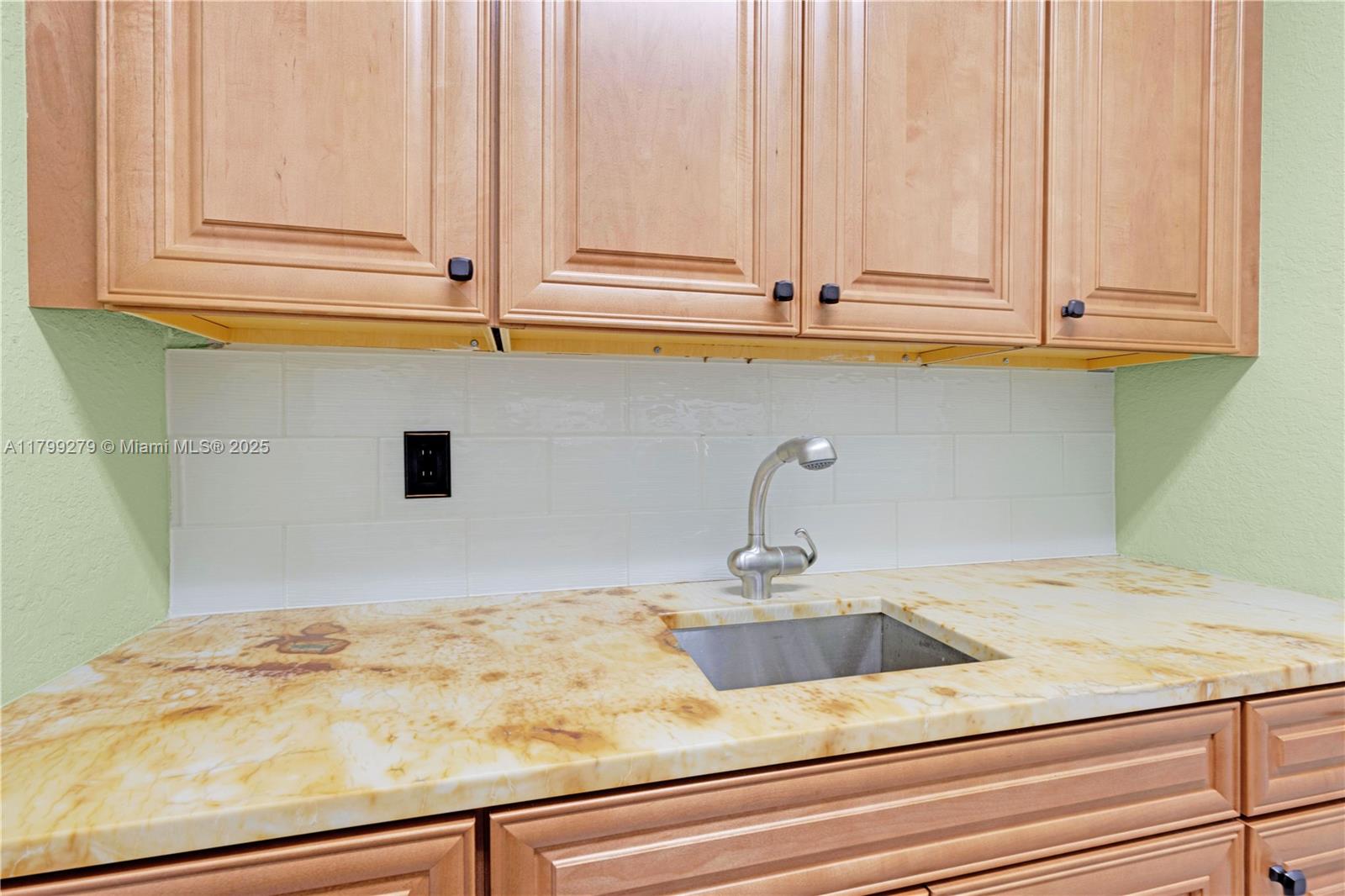 11624 Hibbs Grove Dr, Cooper City, Florida image 34