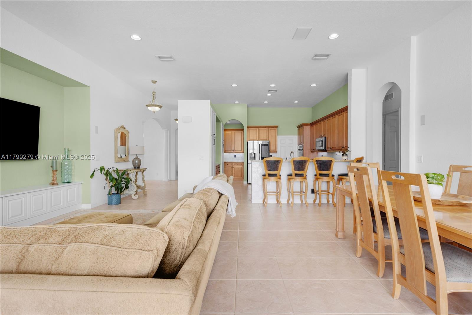 11624 Hibbs Grove Dr, Cooper City, Florida image 36