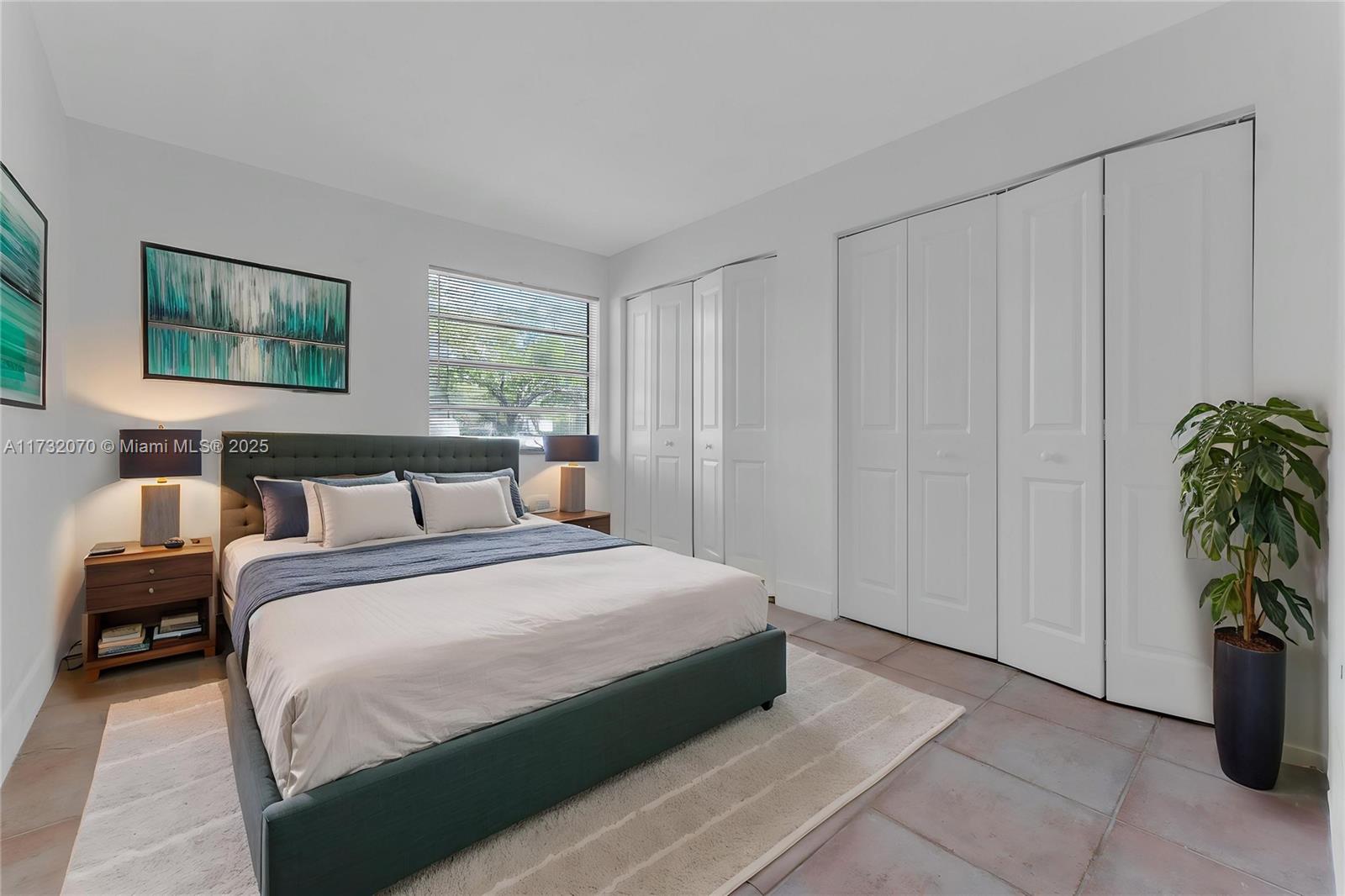 1182 N University Dr, Plantation, Florida image 3