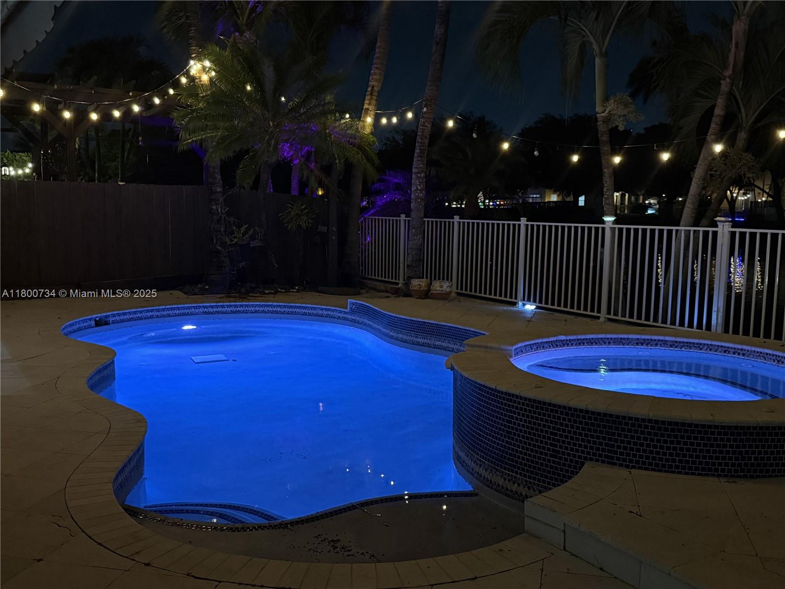 8389 NW 115th Ct, Doral, Florida image 2