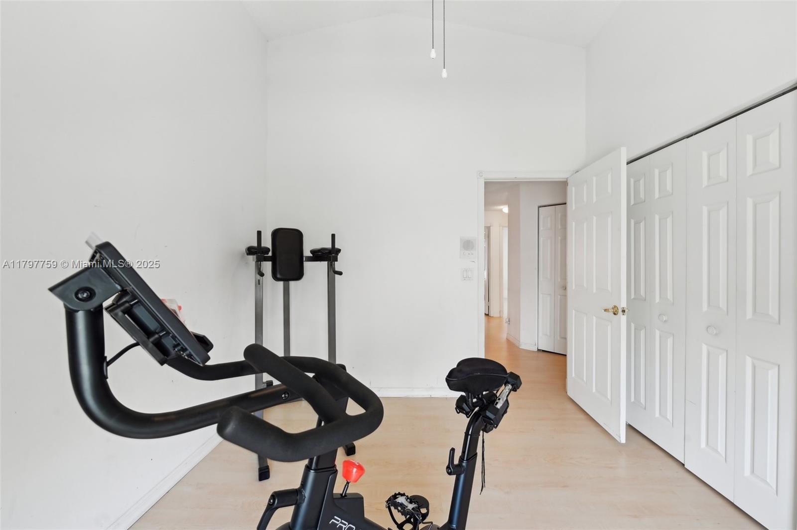 Listing Photo 23