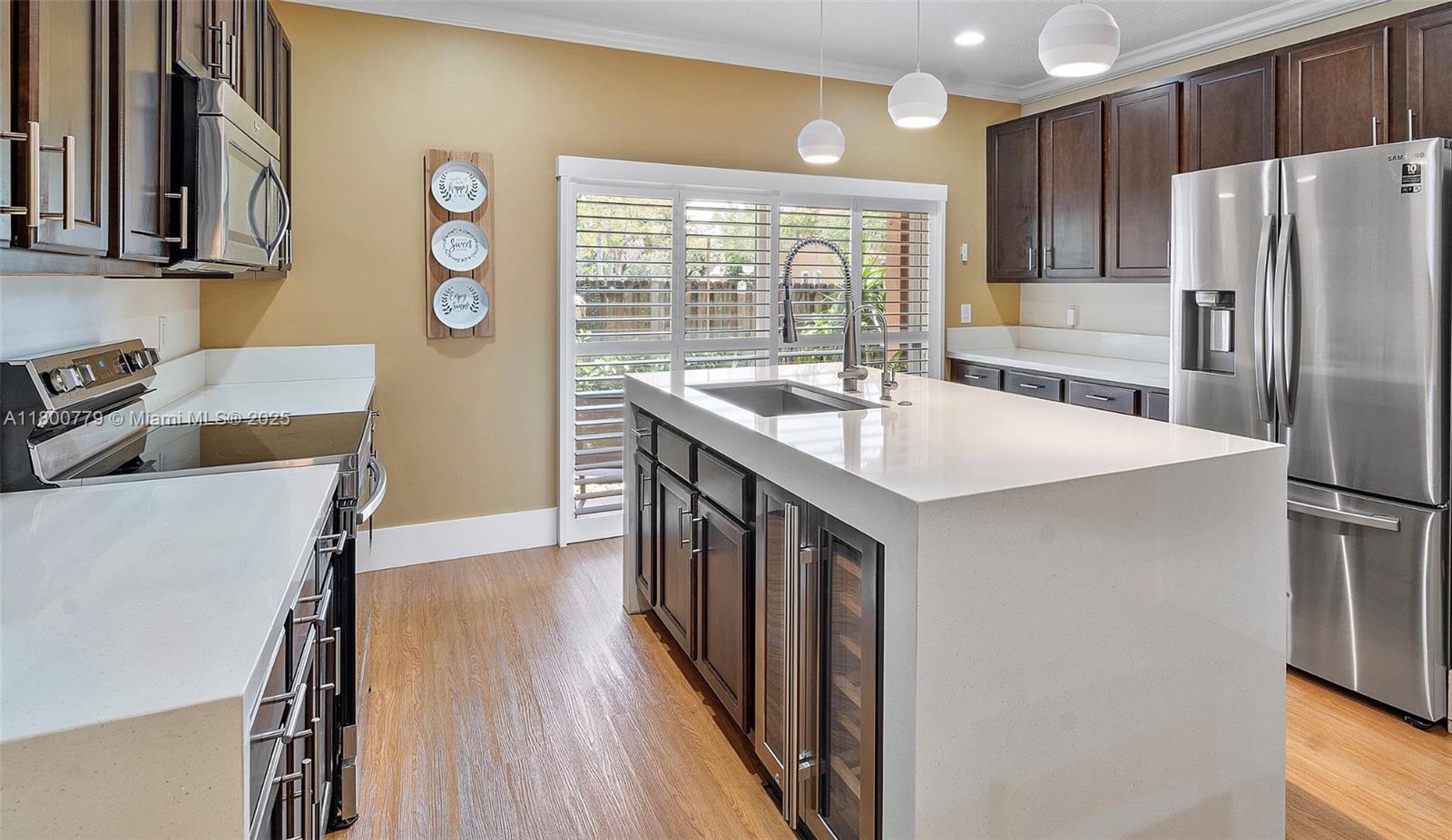 6004 Woodlands Blvd, Tamarac, Florida image 1
