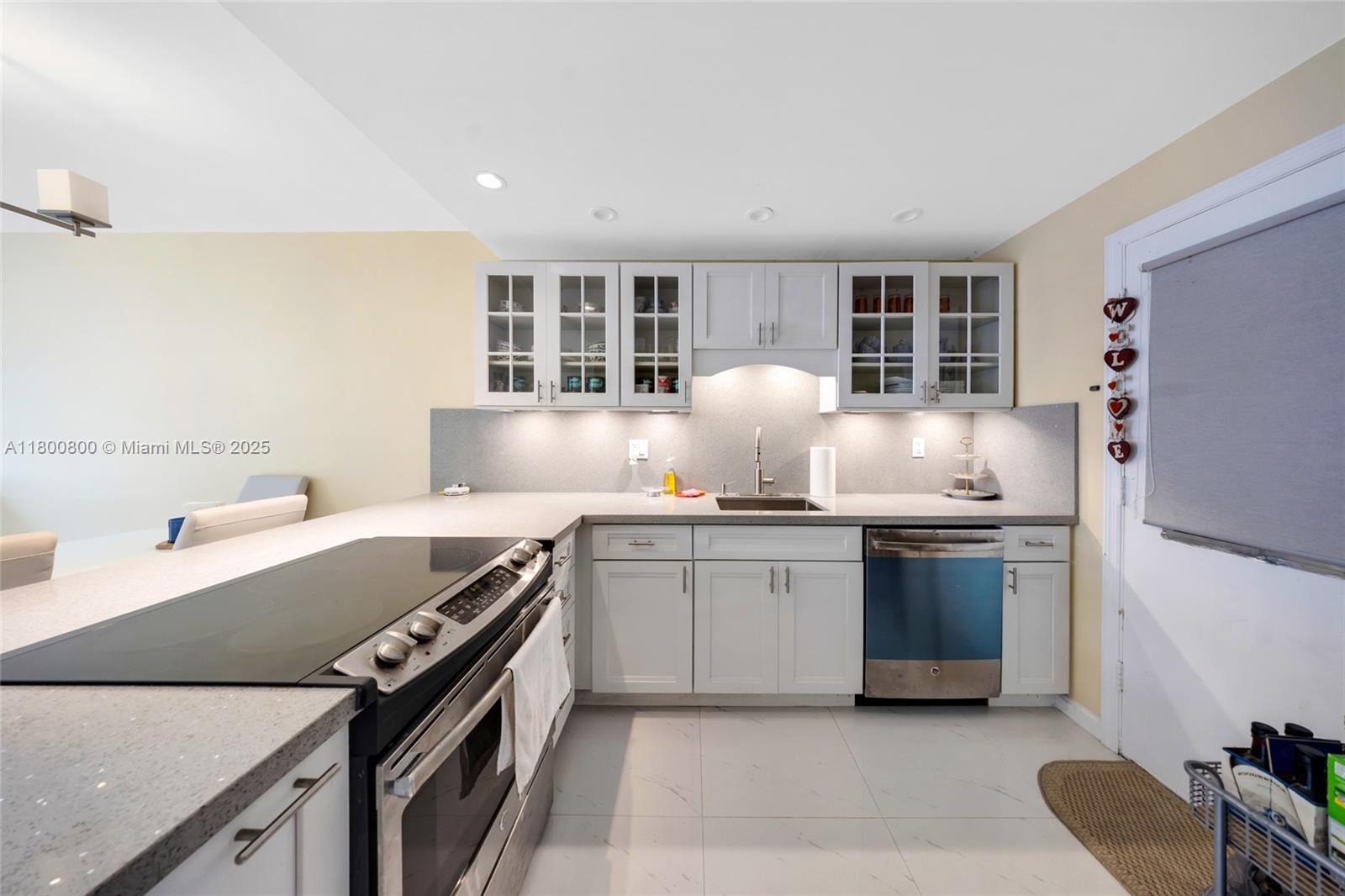 16900 NE 14th Ave #202 For Sale A11800800, FL