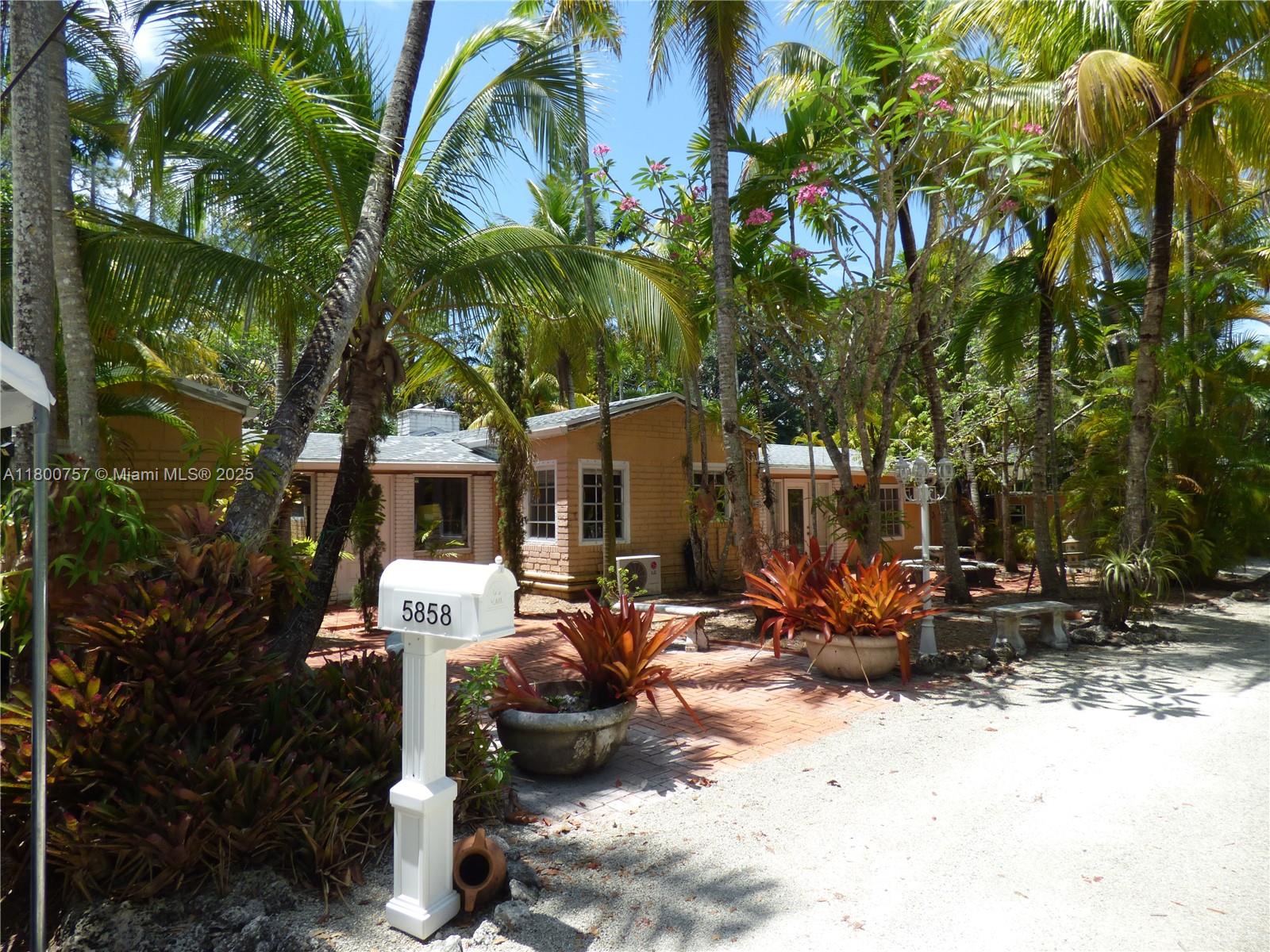 5858 SW 80th St  For Sale A11800757, FL