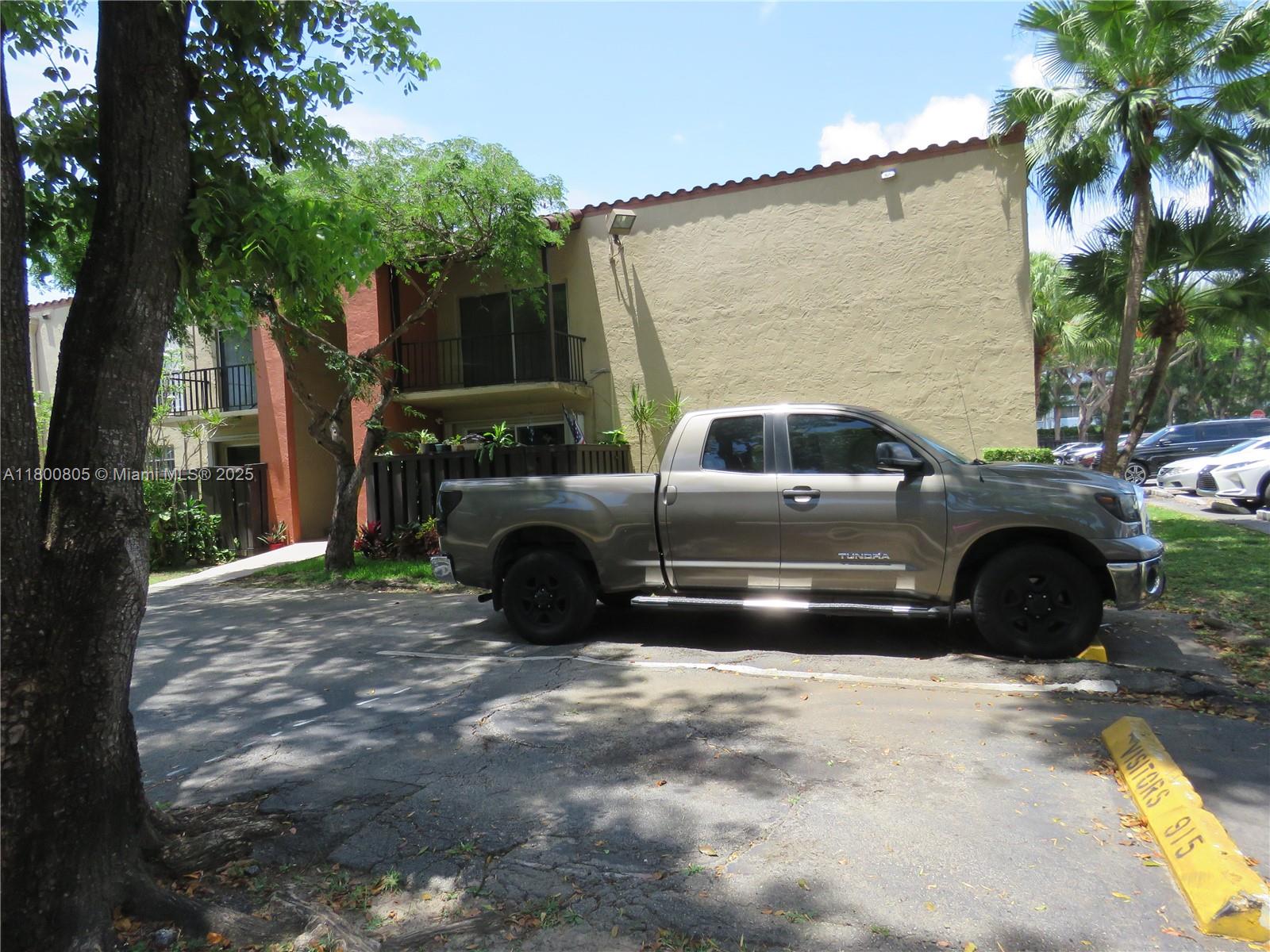 10822 N Kendall Dr #S14, Miami, Florida image 33