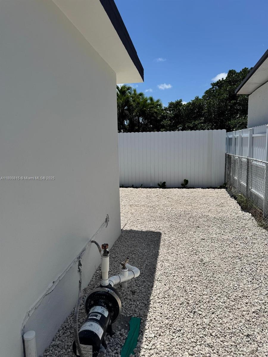 Property photo # 6