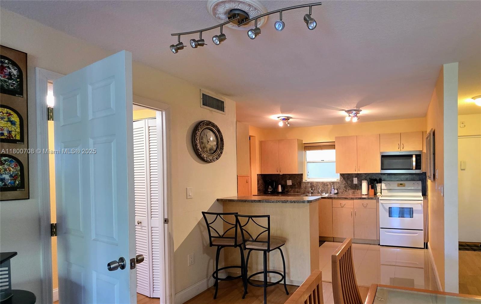Property photo # 2