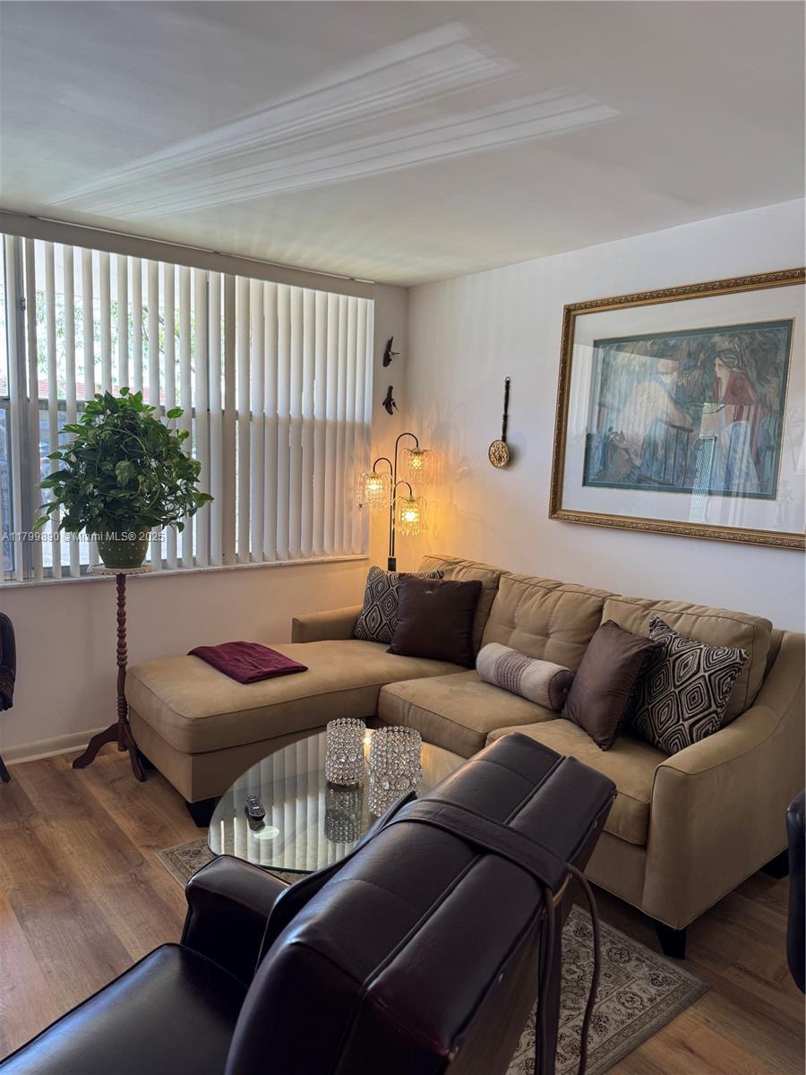Residential, Sunrise, Florida image 20