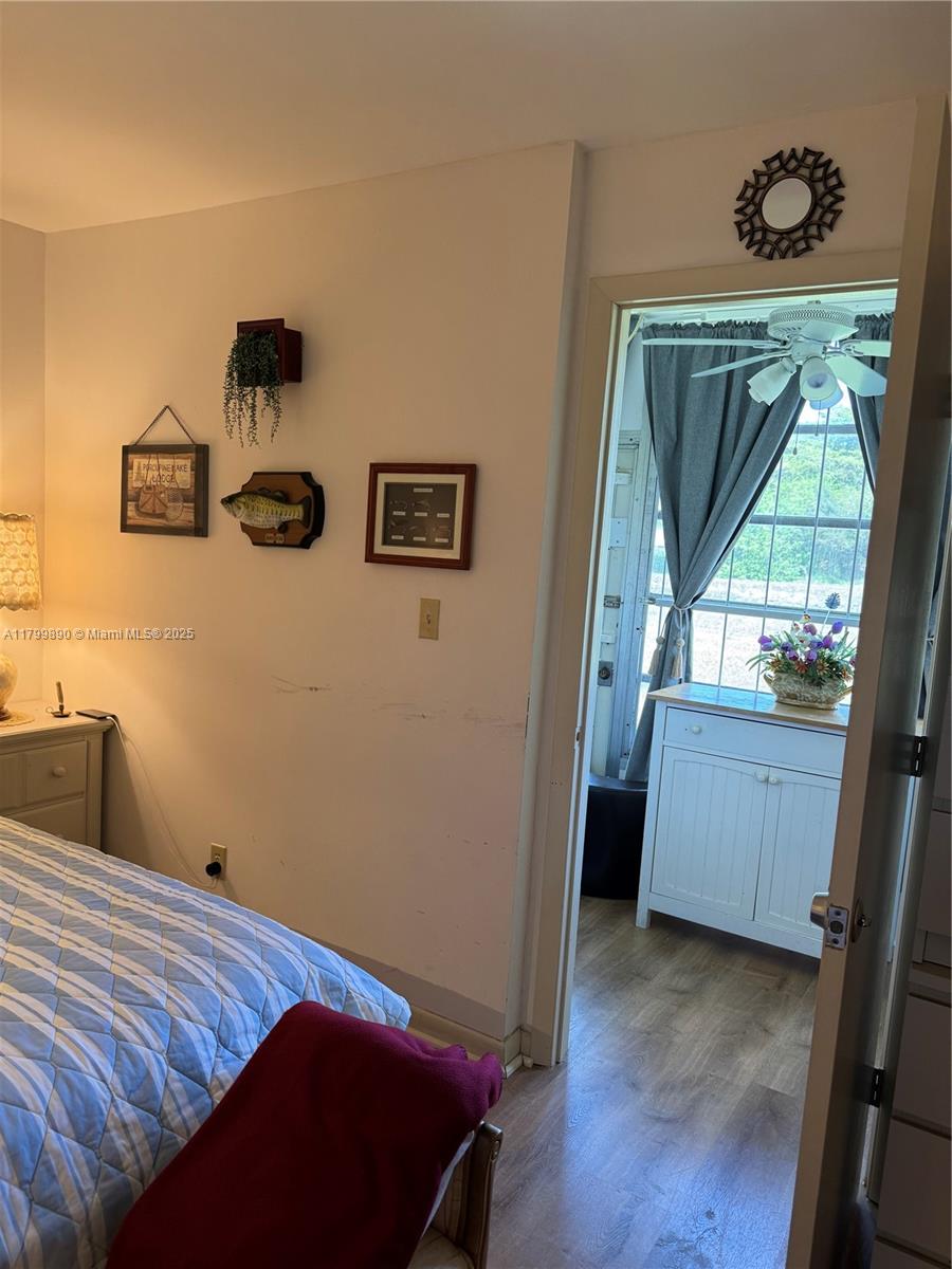Residential, Sunrise, Florida image 33
