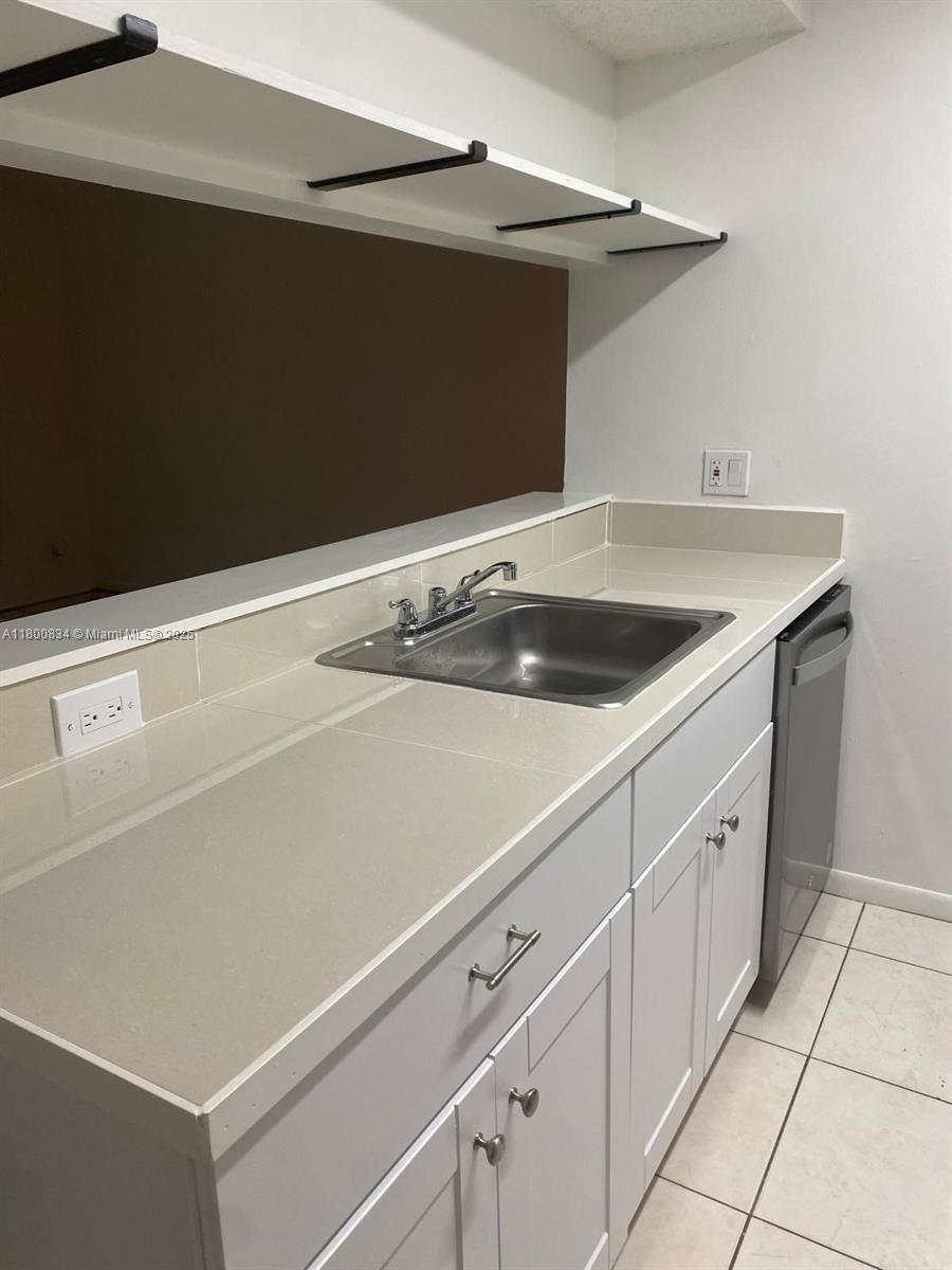 Property photo # 6