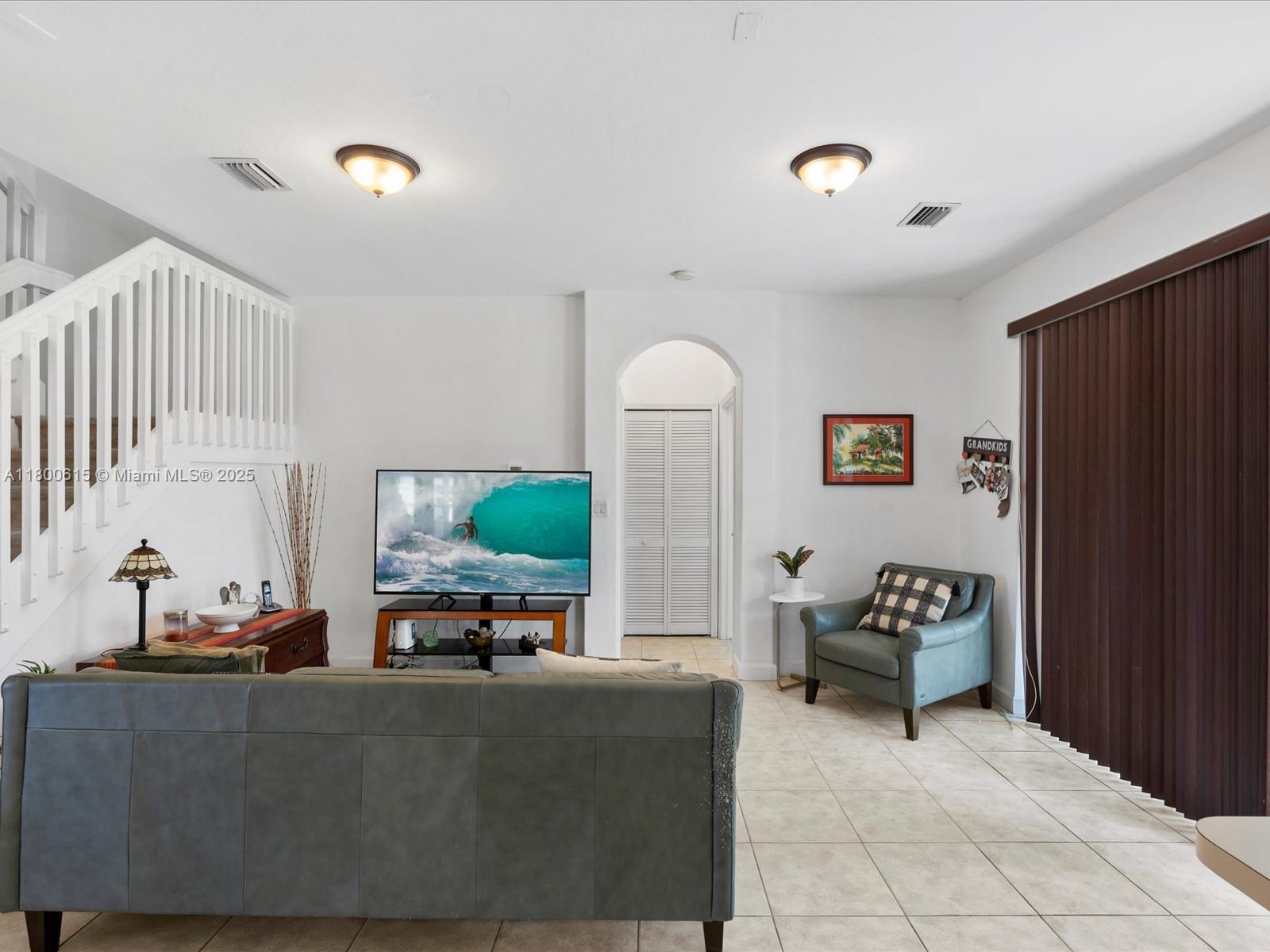 17616 SW 135th Ave, Miami, Florida image 22