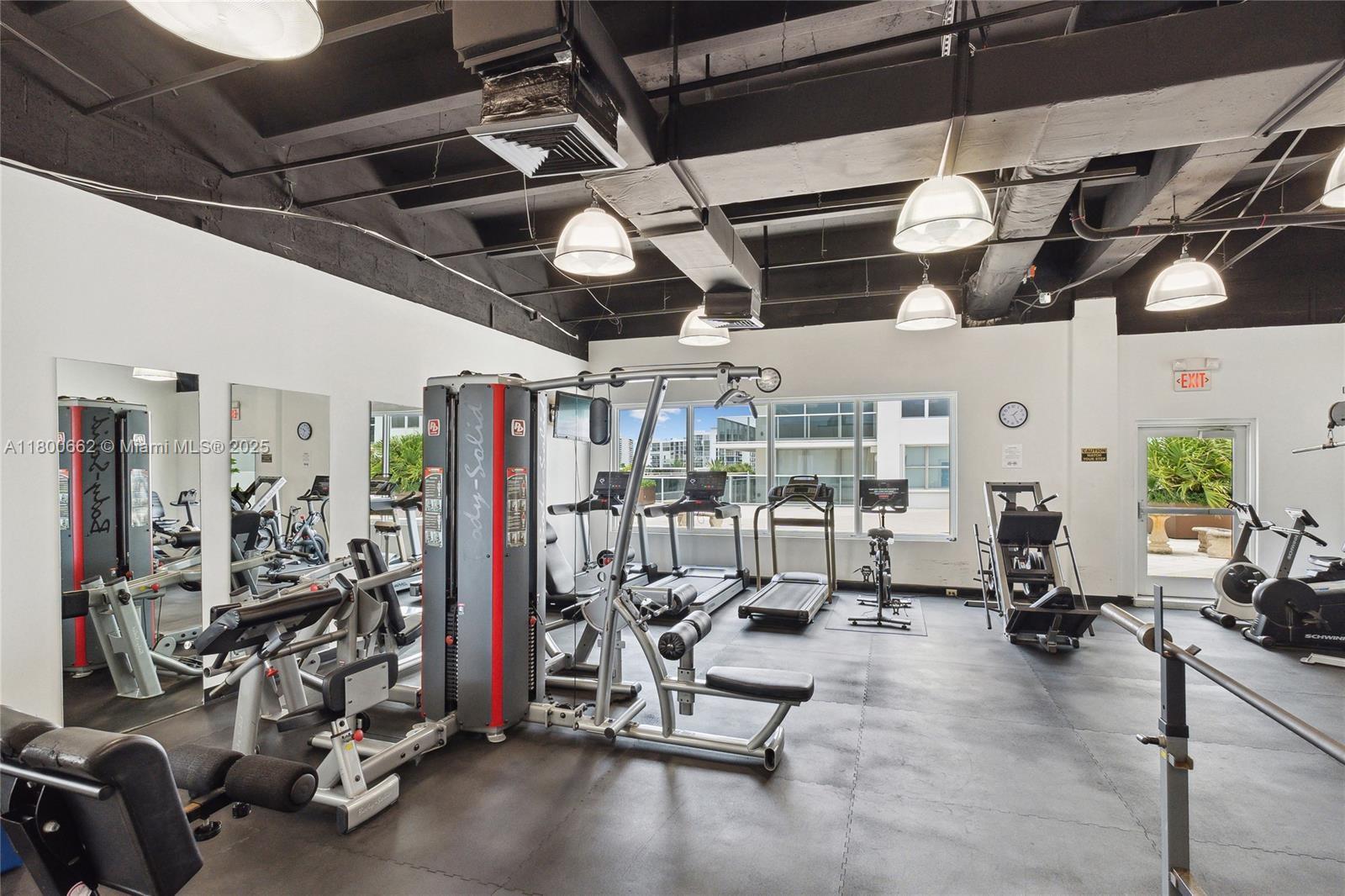 Residential, Hollywood, Florida image 50