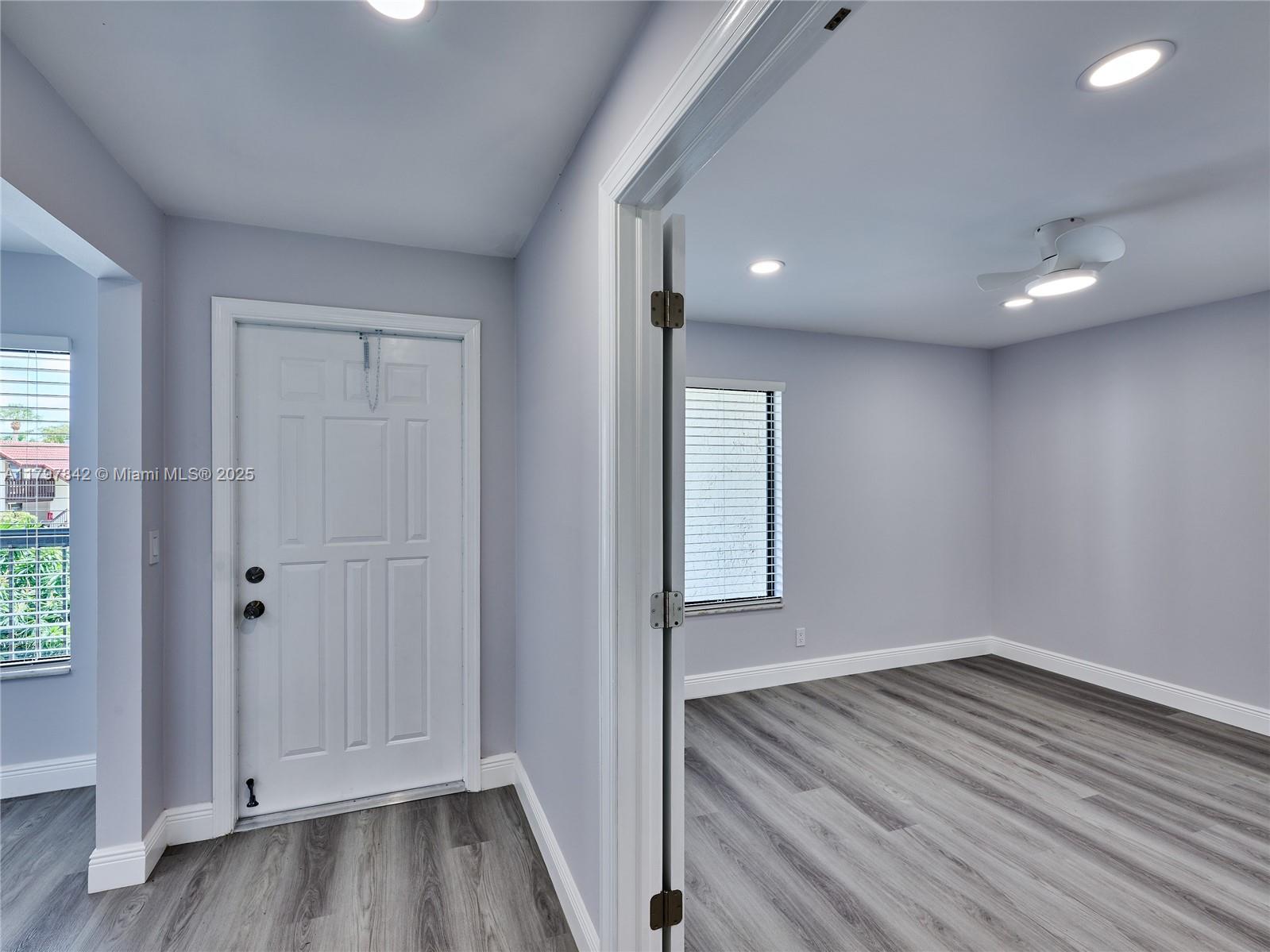 5380 Cedar Lake Dr #204, Boynton Beach, Florida image 12