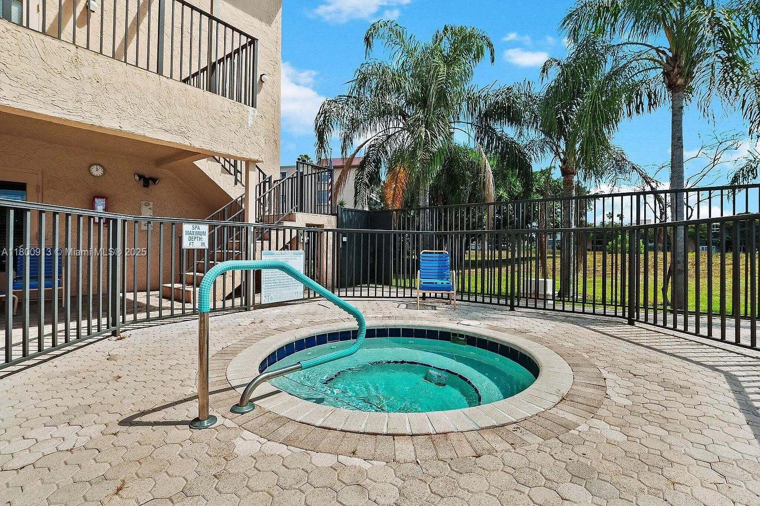 7220 Lake Cir Dr #301, Margate, Florida image 10