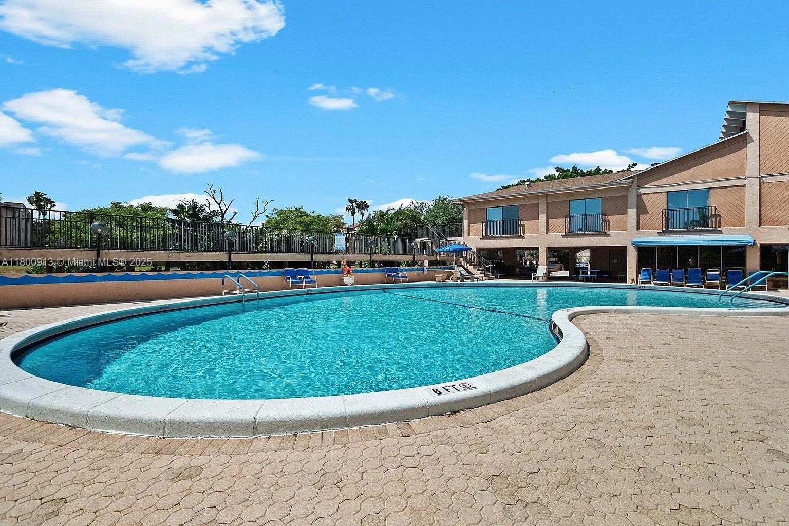 7220 Lake Cir Dr #301, Margate, Florida image 8