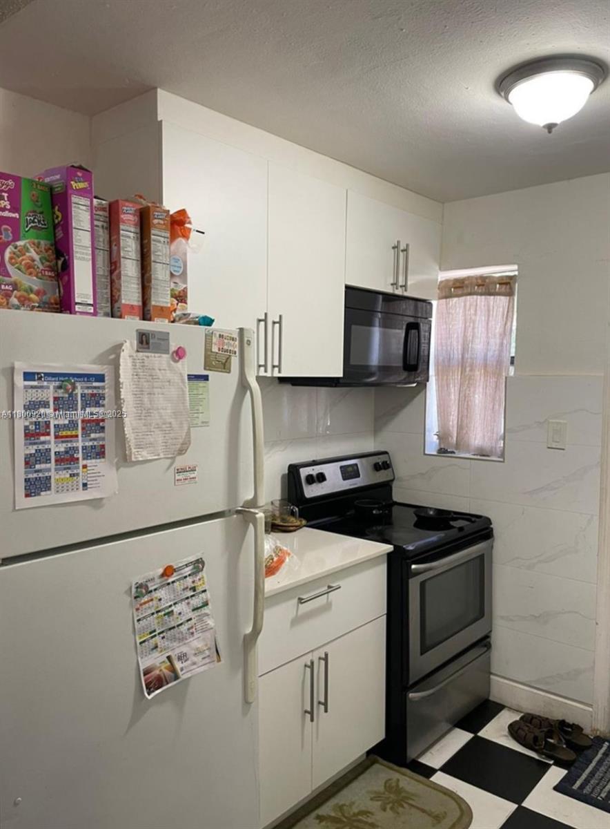 2345 NW 14th Ct, Fort Lauderdale, Florida image 3