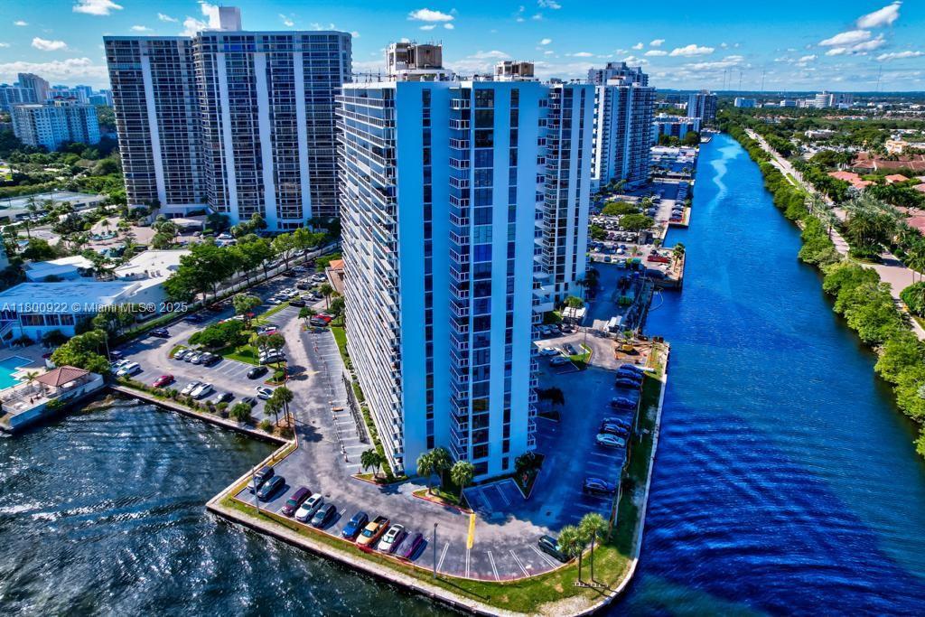 20505 E Country Club Dr #143 For Sale A11800922, FL