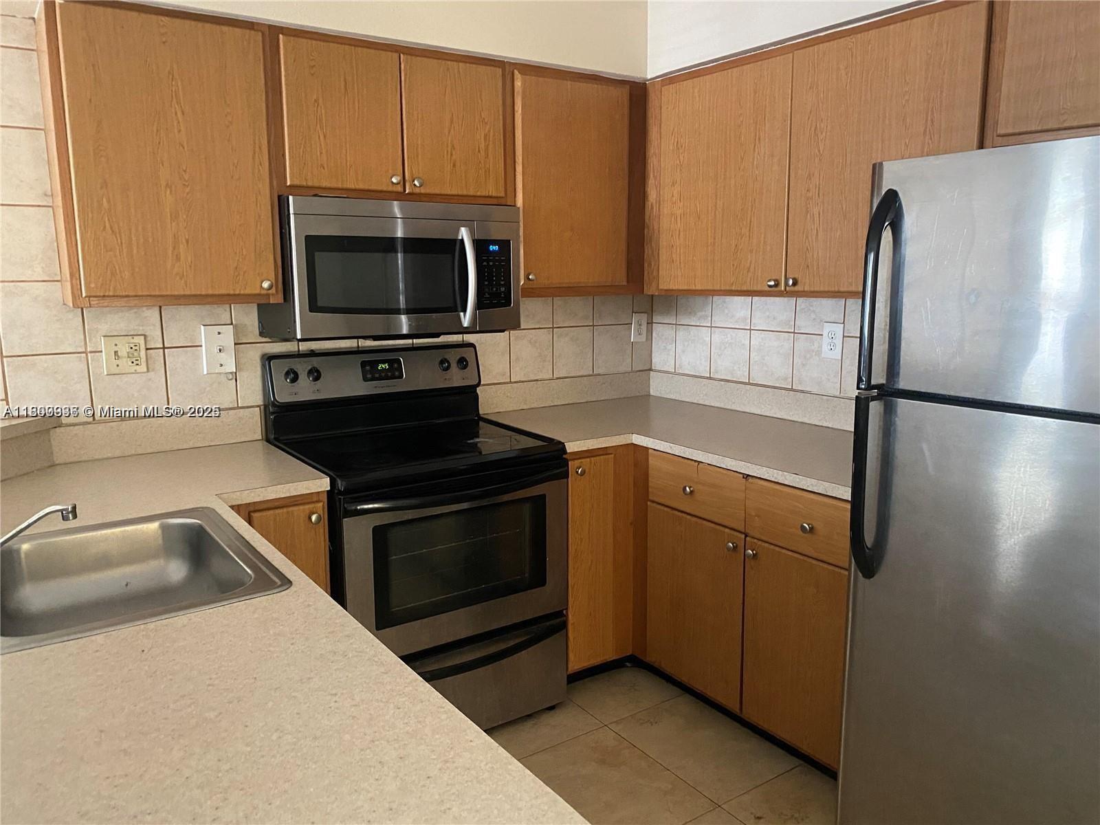 Property photo # 4