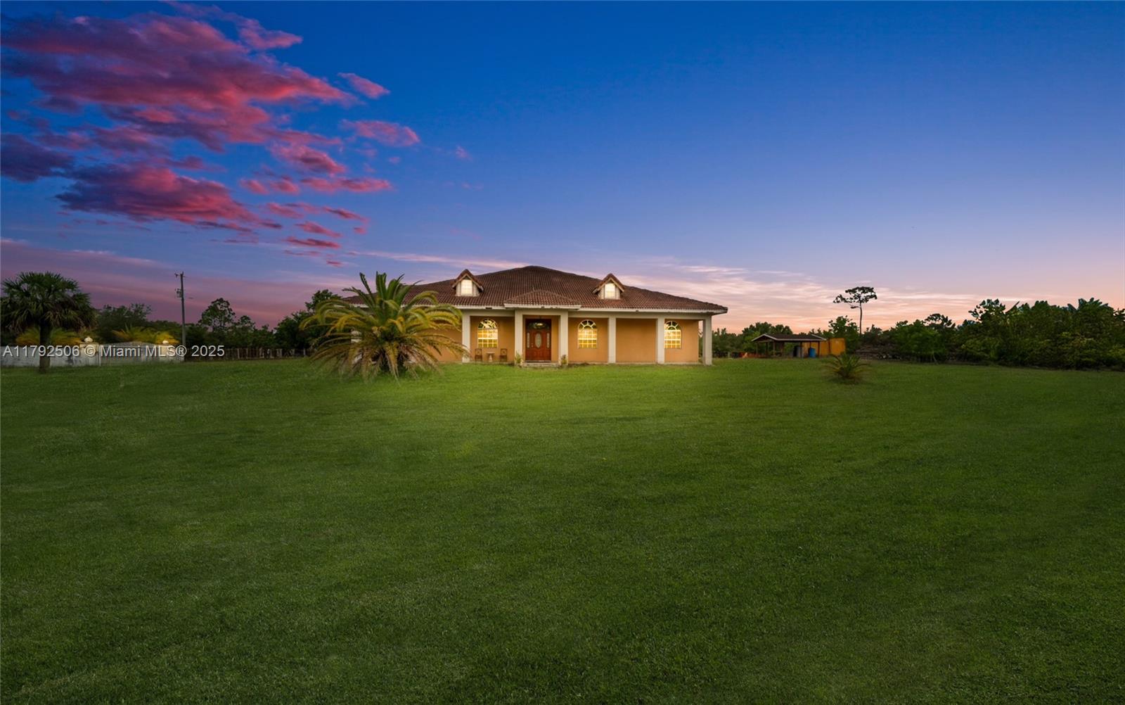 687 Montura Ave, Clewiston, Florida image 1