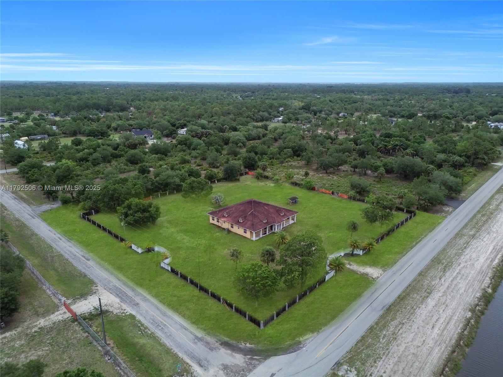 687 Montura Ave, Clewiston, Florida image 17