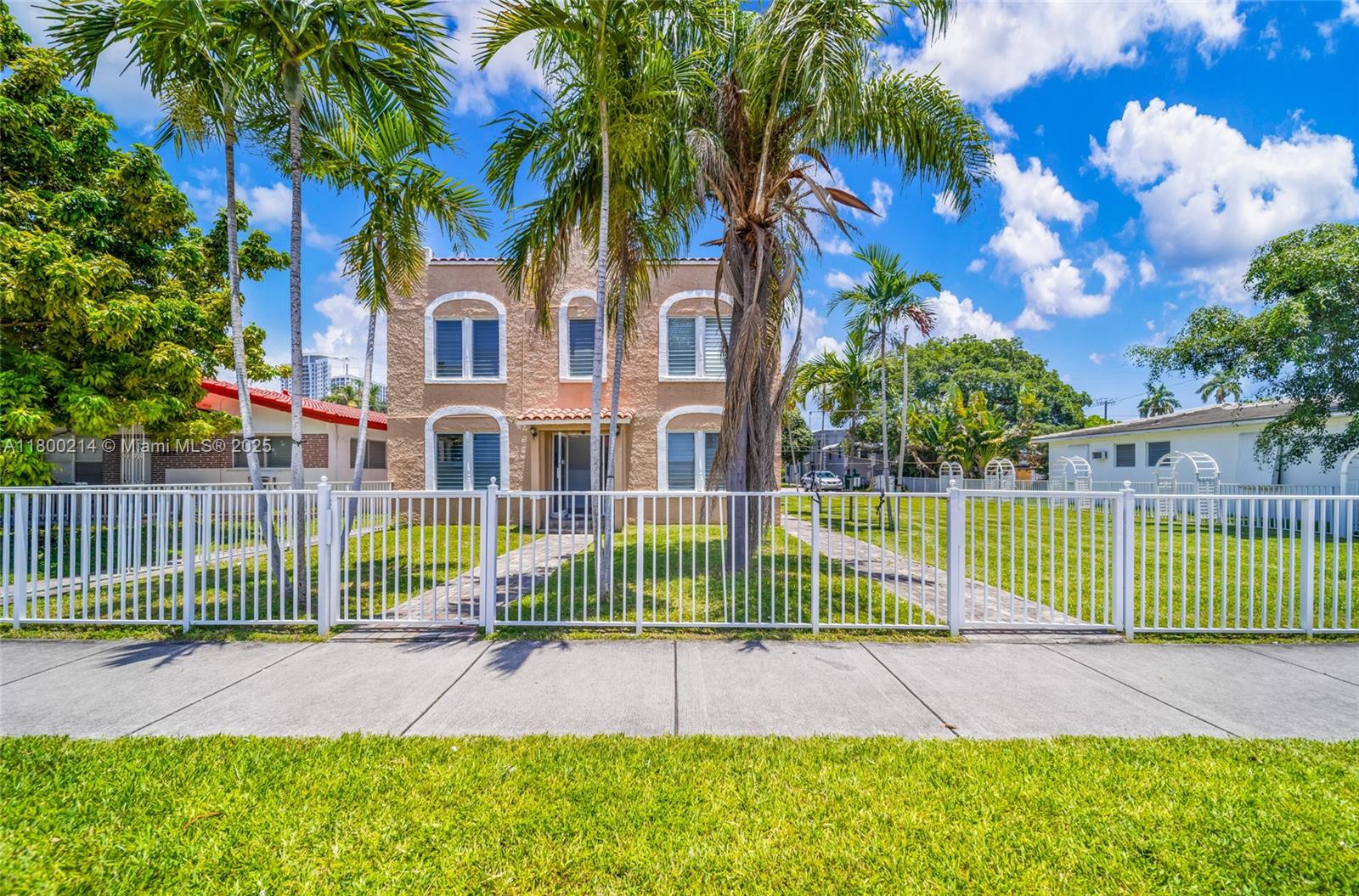 1621 Van Buren St, Hollywood, Florida 33020