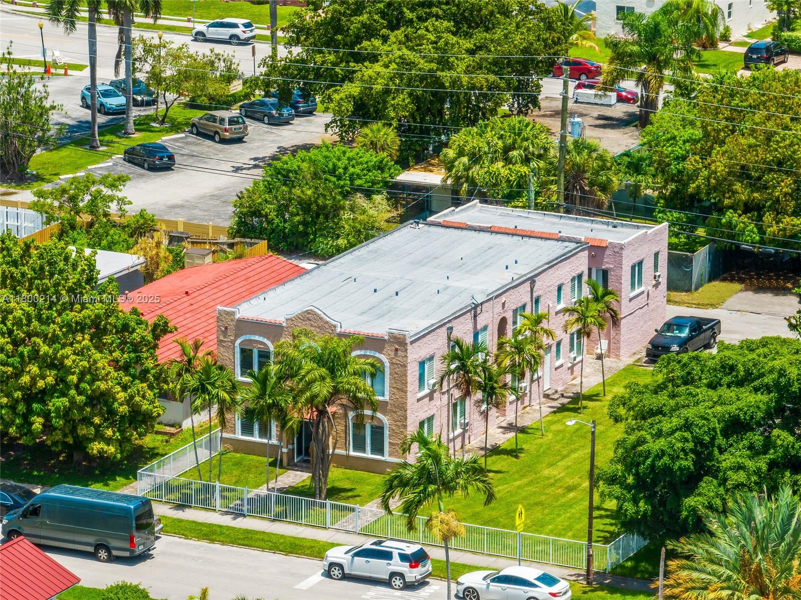1621 Van Buren St, Hollywood, Florida image 22